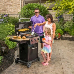 Broil King Monarch 320 3-Burner Freestanding Propane Gas Grill 14 Broil King Monarch 320 3-Burner Freestanding Propane Gas Grill -BBQDIRECT Shop BK Monarch320 Life 02
