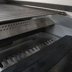 Bull BBQ Outlaw 30-Inch 4-Burner Freestanding Propane Gas Grill -BBQDIRECT Shop Bull BBQ Outlaw 30 Inch 4 Burner Freestanding Propane Gas Grill 26001 Burners