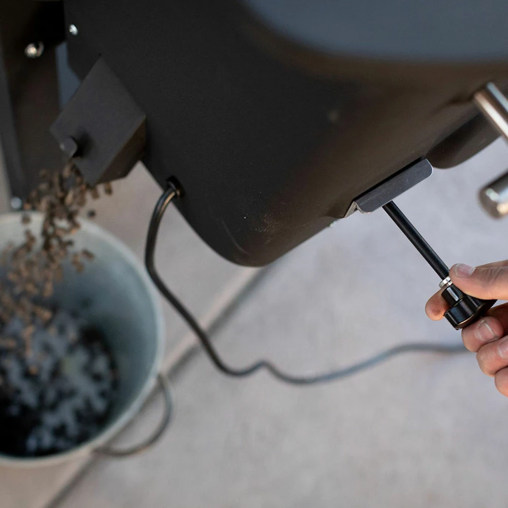 Camp Chef Woodwind 24 Wi-Fi & Bluetooth Controlled 24-Inch Pellet Grill 11 Camp Chef Woodwind 24 Wi-Fi & Bluetooth Controlled 24-Inch Pellet Grill - Image 9