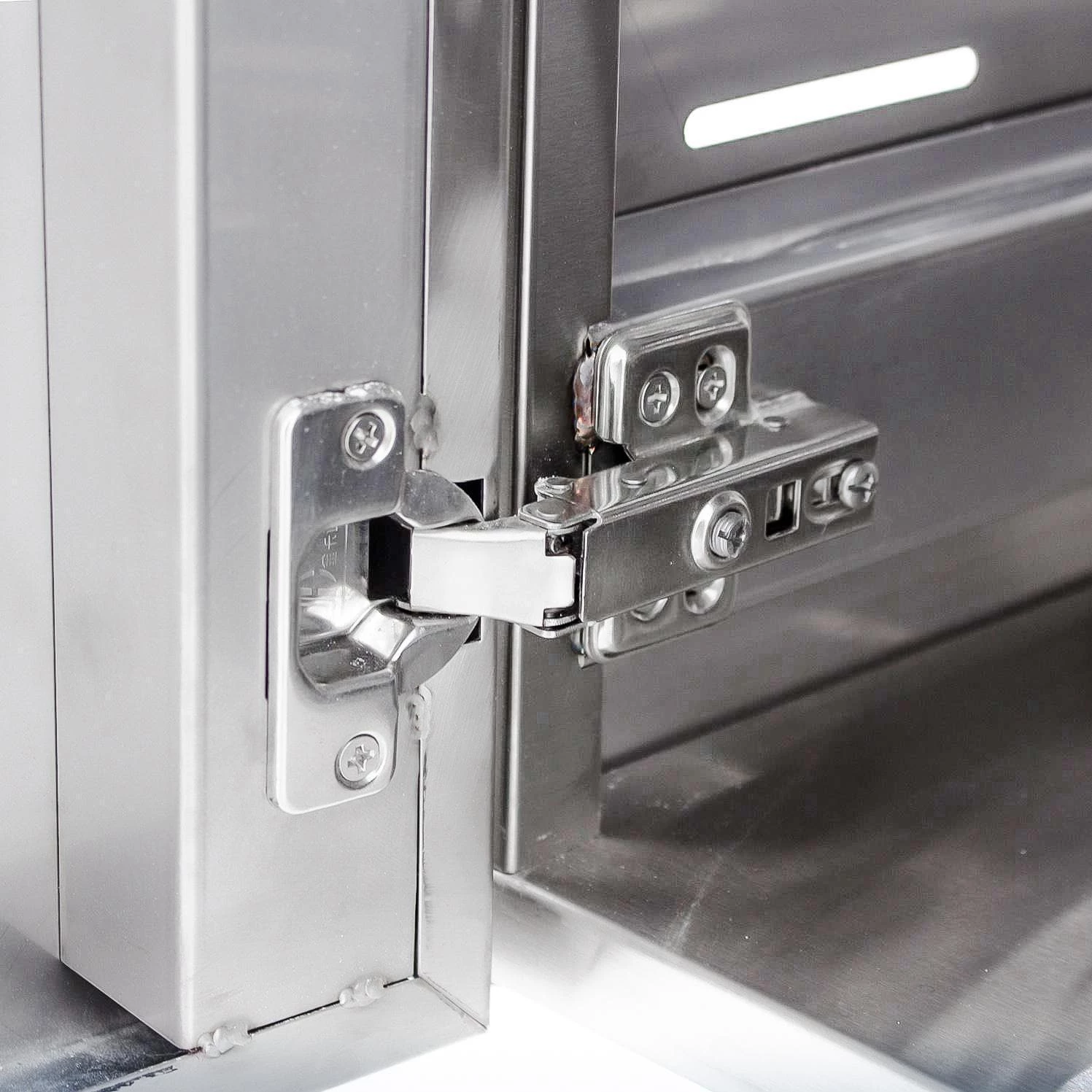 Coyote C-Series 36-Inch 4-Burner Freestanding Natural Gas Grill 8 Coyote C-Series 36-Inch 4-Burner Freestanding Natural Gas Grill - Image 6