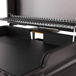 Halo Elite 3B 28-Inch 3-Burner Freestanding Propane Gas Commercial Style Flat Top Griddle With Hood 16 Halo Elite 3B 28-Inch 3-Burner Freestanding Propane Gas Commercial Style Flat Top Griddle With Hood -BBQDIRECT Shop Halo Elite 3B 28 Inch 3 Burner Freestanding Propane Gas Commercial Style Flat Top Griddle with Hood Detail