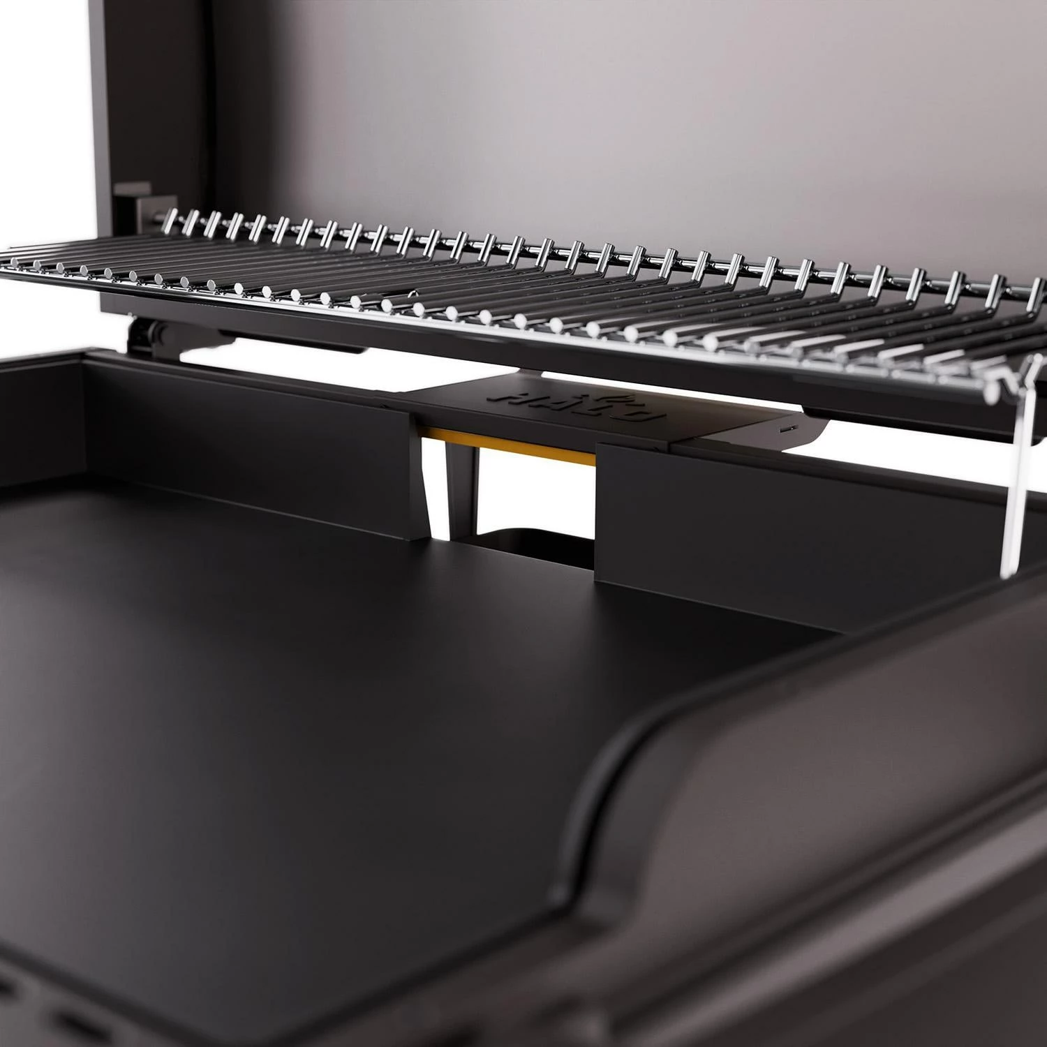 Halo Elite 3B 28-Inch 3-Burner Freestanding Propane Gas Commercial Style Flat Top Griddle With Hood 7 Halo Elite 3B 28-Inch 3-Burner Freestanding Propane Gas Commercial Style Flat Top Griddle With Hood - Image 5