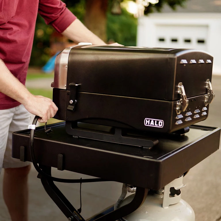 Halo Versa 16-Inch Propane Gas Powered Portable Pizza Oven With Rotating Cooking Stone 11 Halo Versa 16-Inch Propane Gas Powered Portable Pizza Oven With Rotating Cooking Stone - Image 9