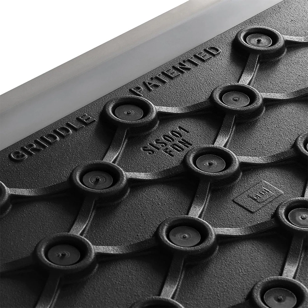 Le Griddle Wee 16-Inch 1800W Freestanding Electric Commercial Style Flat Top Griddle 6 Le Griddle Wee 16-Inch 1800W Freestanding Electric Commercial Style Flat Top Griddle - Image 4