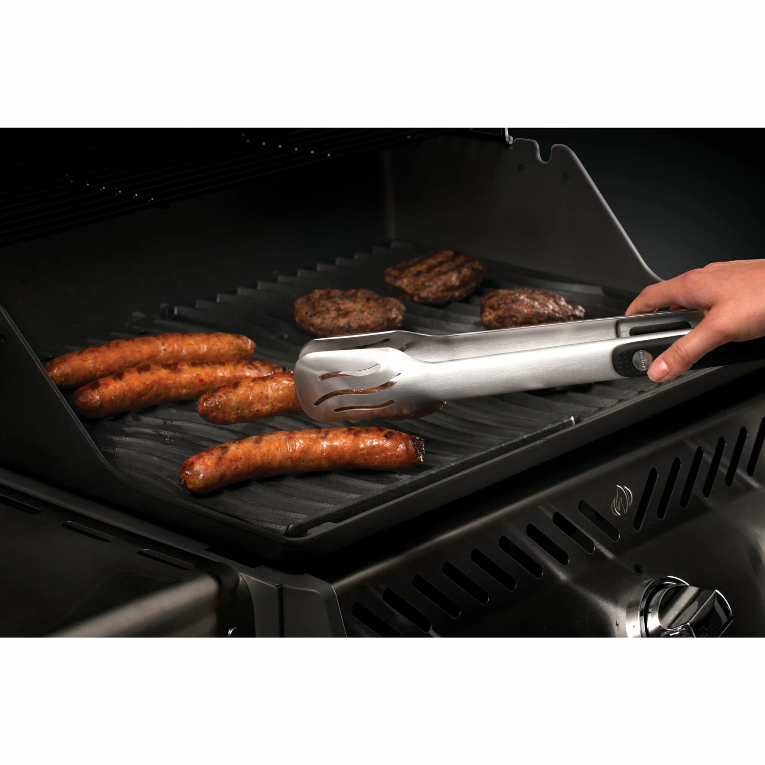 Napoleon Cast Iron Reversible Griddle For Rogue 365 & 525 Grills 5 Napoleon Cast Iron Reversible Griddle For Rogue 365 & 525 Grills - Image 3