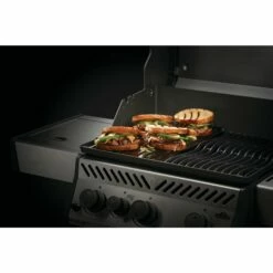 Napoleon 2-Sided Porcelain-Enameled Cast Iron Griddle For Rogue 425, 525 & 625 Grills -BBQDIRECT Shop Low Res JPG 56426 High gloss griddle InUse Sandwiches