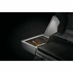 Napoleon Cast Iron Wok Station Ring -BBQDIRECT Shop Low Res JPG 70128 Wok Station Kit InUse NoFood