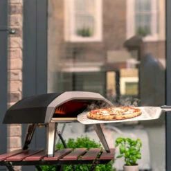Ooni Koda 12 Propane Gas Powered Portable Outdoor Pizza Oven -BBQDIRECT Shop Ooni Koda 12 Propane Gas Powered Portable Outdoor Pizza Oven UU P06A00 Lifestyle
