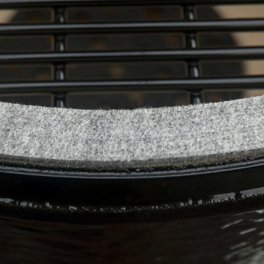 Primo All-In-One Oval JR 200 Charcoal Ceramic Kamado Grill 12 Primo All-In-One Oval JR 200 Charcoal Ceramic Kamado Grill - Image 10