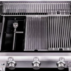 Saber Grills Stainless 500 32-Inch 3-Burner Freestanding Infrared Propane Gas Grill With Dual Ring Side Burner -BBQDIRECT Shop Saber Grills Stainless 500 3 Burner Freestanding Gas Grill R50SC0017 Cooking Surface