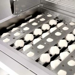 Summerset Grills Sizzler 26-Inch 3-Burner Built-In Natural Gas Grill 18 Summerset Grills Sizzler 26-Inch 3-Burner Built-In Natural Gas Grill -BBQDIRECT Shop Summerset Grills SIZ26 NG Sizzler 26 Inch 3 Burner Built In Natural Gas Grill Ceramic Briquettes