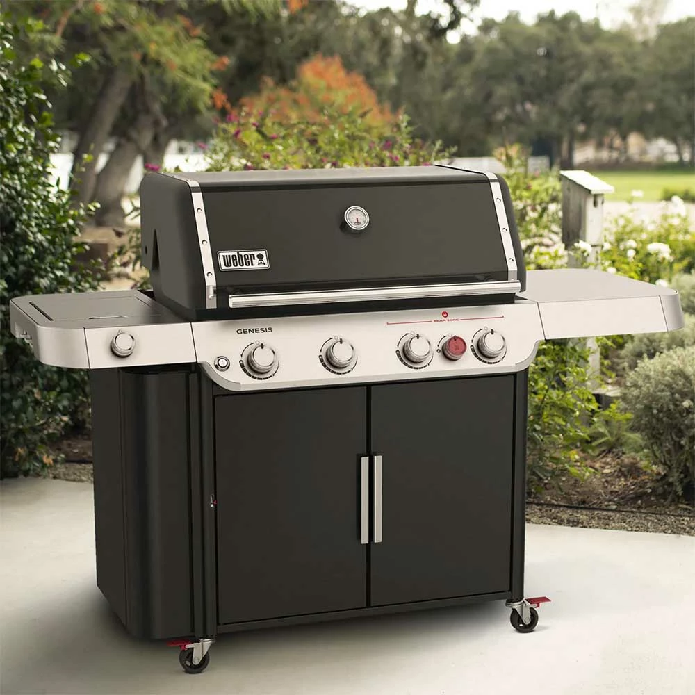Weber Grills Genesis E-435 Natural Gas Grill With Sear Burner & Side Burner - Black 5 Weber Grills Genesis E-435 Natural Gas Grill With Sear Burner & Side Burner - Black - Image 3